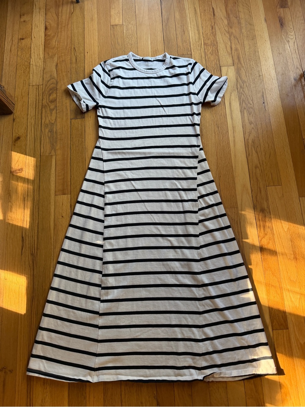 Abercrombie and Fitch white and black striped maxi dress